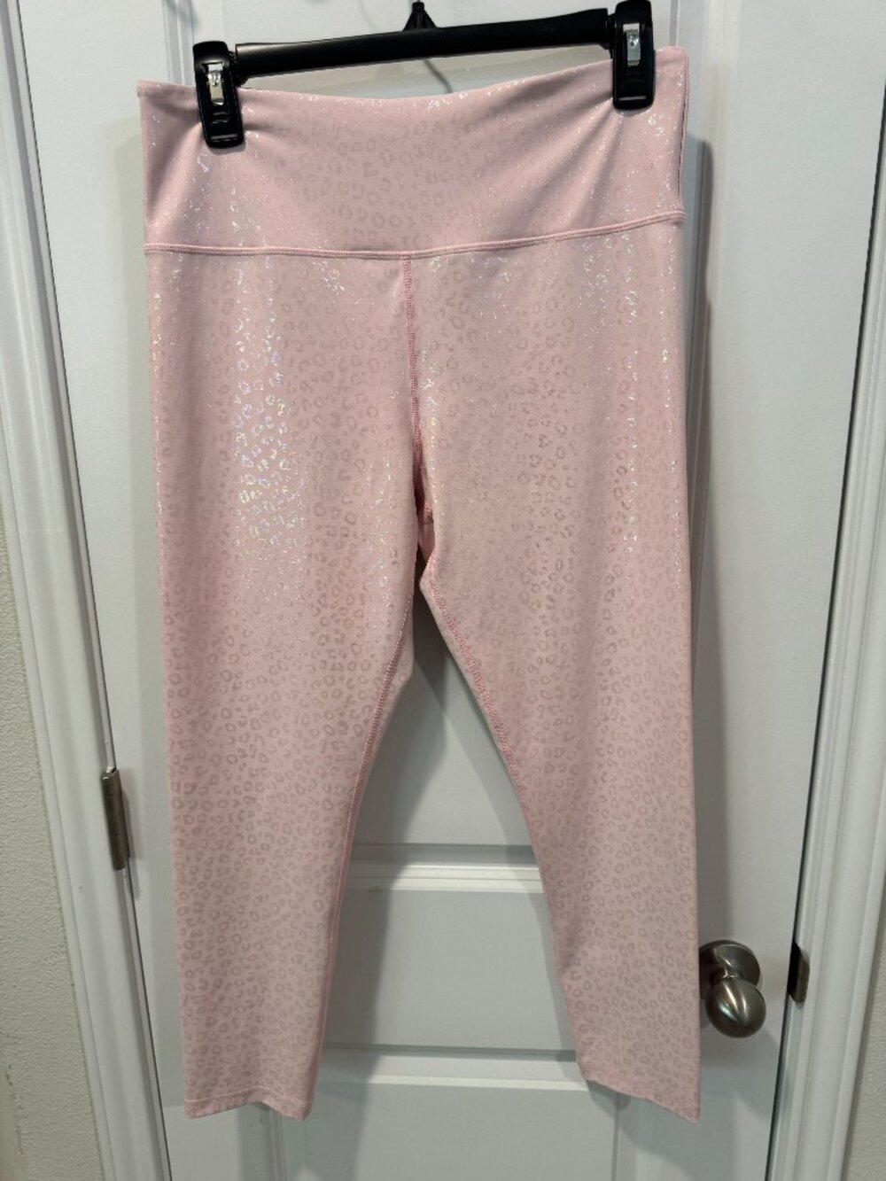 ZYIA Active Pink Leopard Unicorn Light-N-Tight Hi-Rise 7/8 Leggings! Size 12